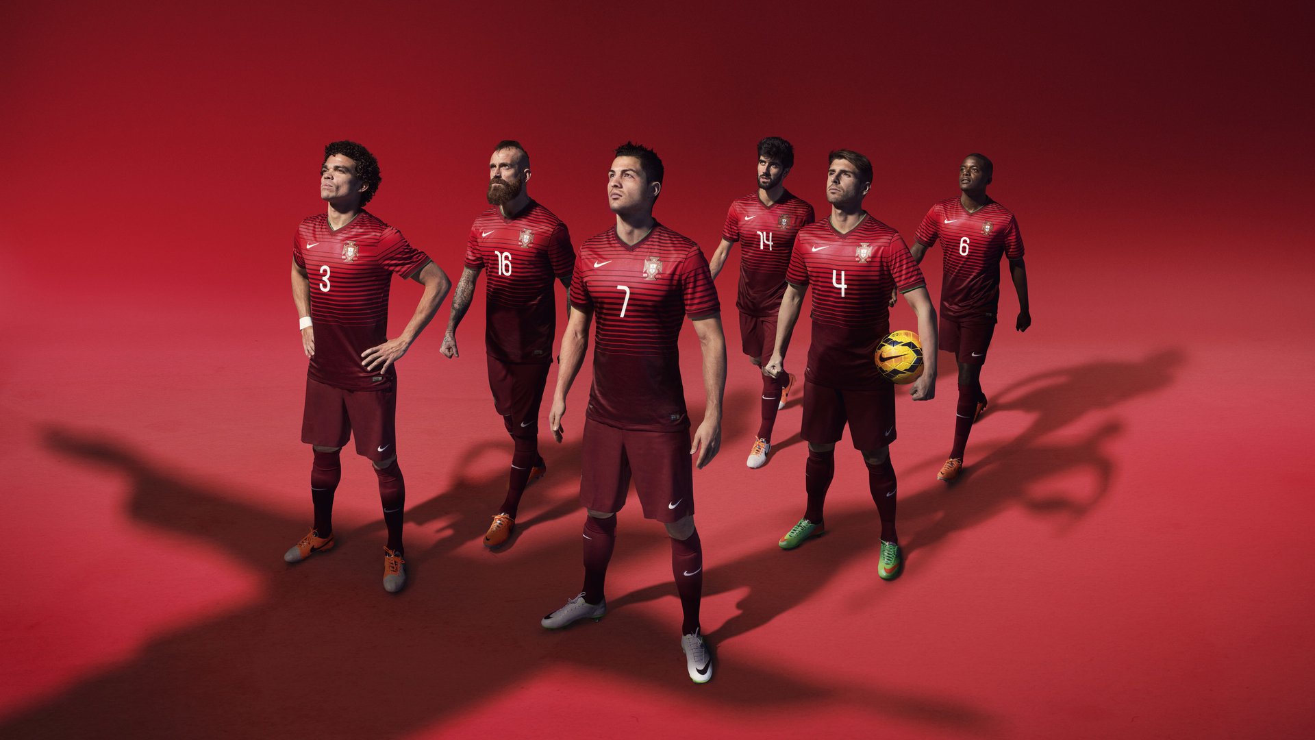 米切尔F1街道赛之夜封神，统治级数据背后的王者之路